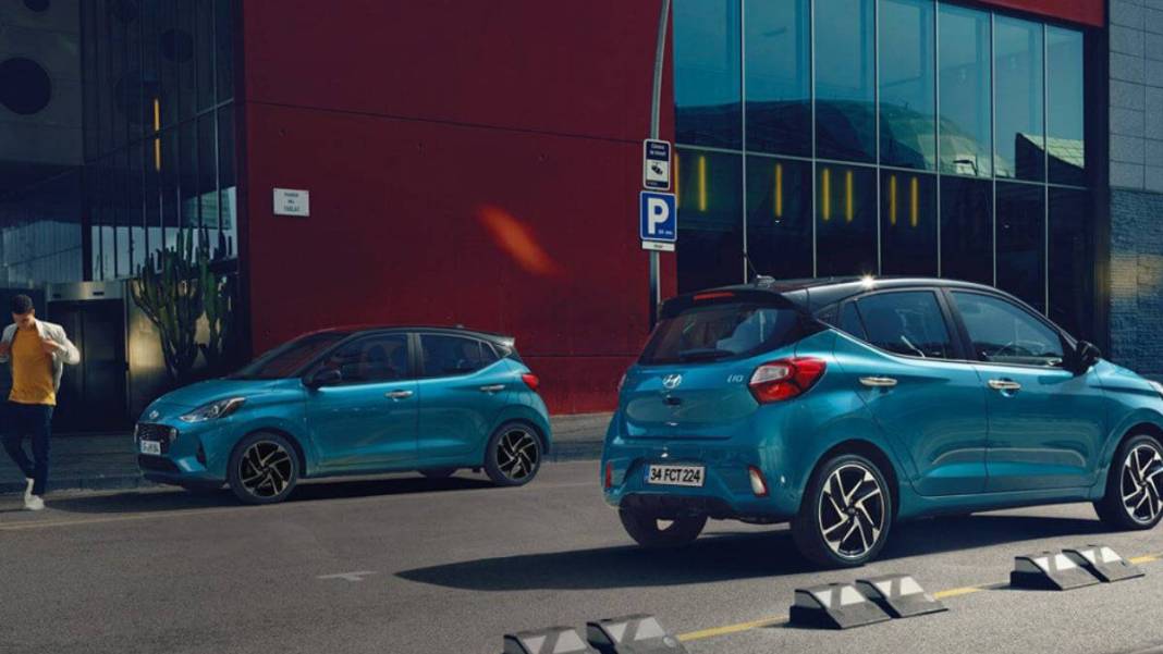 Bundan ucuzu yok! 335 bine sıfır araba müjdesi... O markanın indirimini duyan bayiye koştu 4